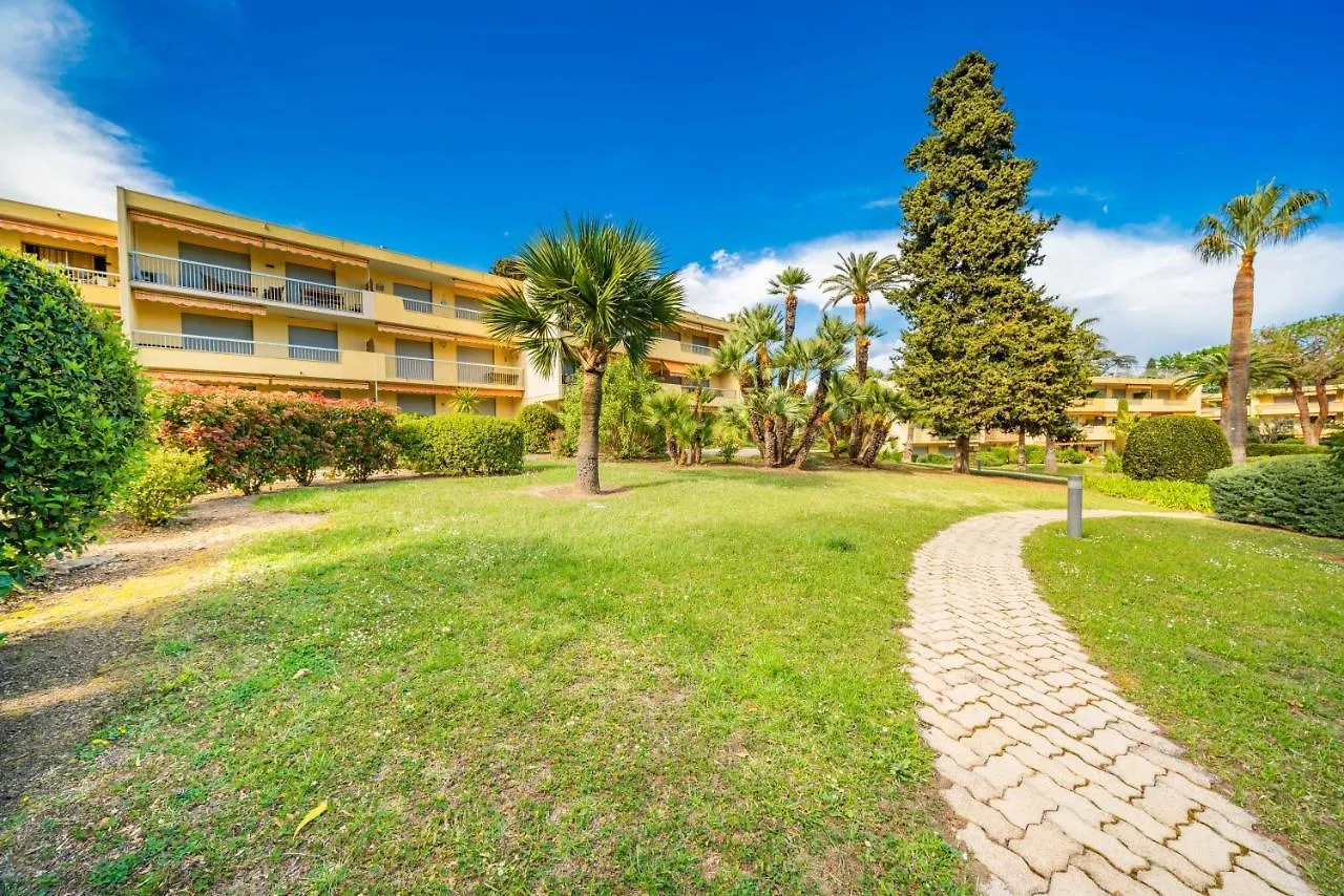 Spacieux 3 Pieces A 5 Min Des Plages A Pieds Antibes Frankrijk